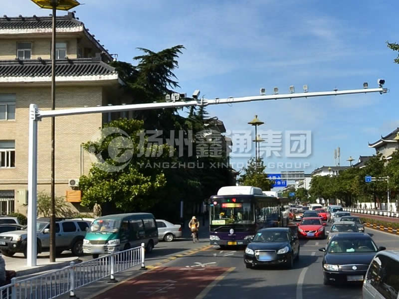 DJG-007，電子警察桿，闖紅燈抓拍桿