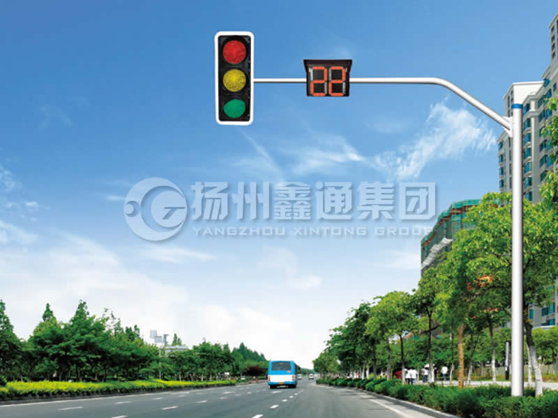 XHDG-010，彎臂信號(hào)燈桿，臨沂信號(hào)燈桿