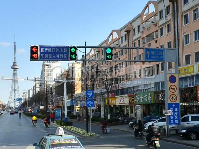 XHDG-022，框架信號燈桿