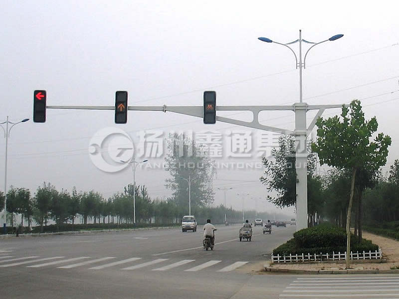 XHDG-042，方桿信號(hào)燈桿